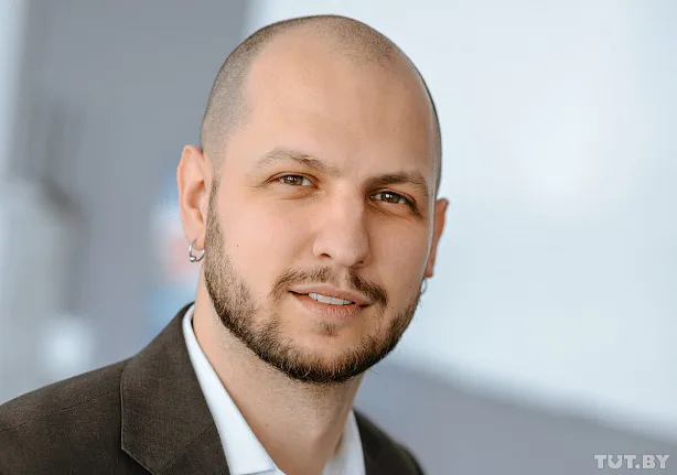 https://dh.img.tyt.by/n/os/08/7/3_yerchak_21vek_human_system.jpg